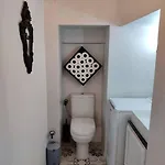 Cozy Corner House In - Authentic!