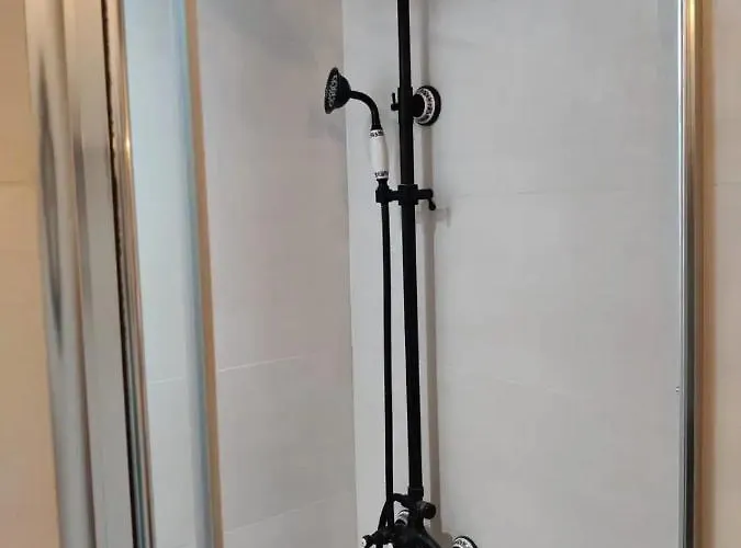 Hébergement de vacances Cozy Corner House In - Authentic! La Valette