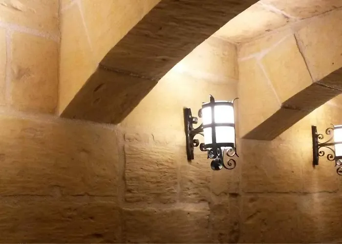 Cozy Corner House In - Authentic! Holiday home Valletta